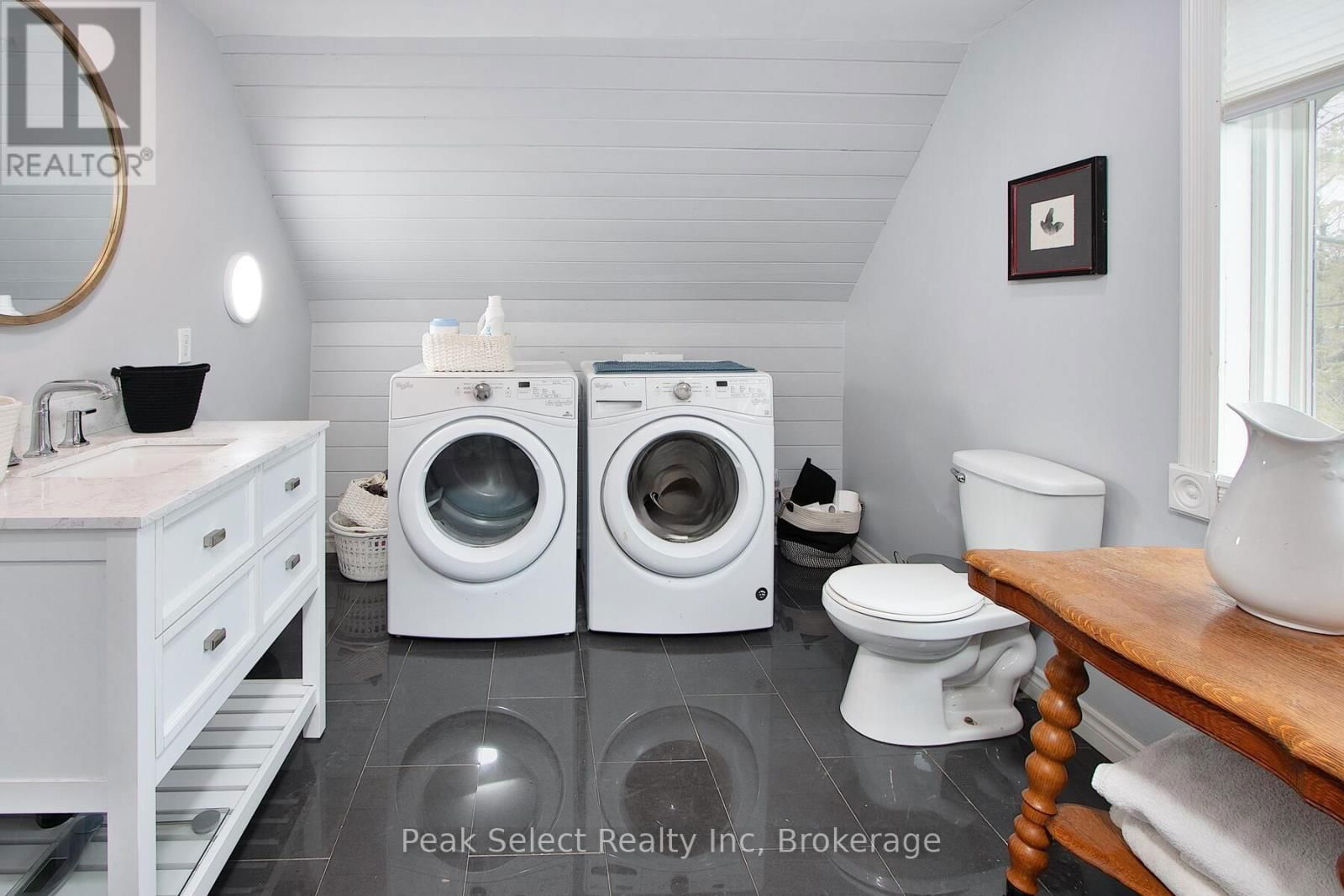 430 ALBERT STREET Image 31