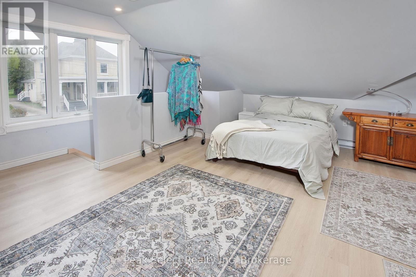 430 ALBERT STREET Image 46