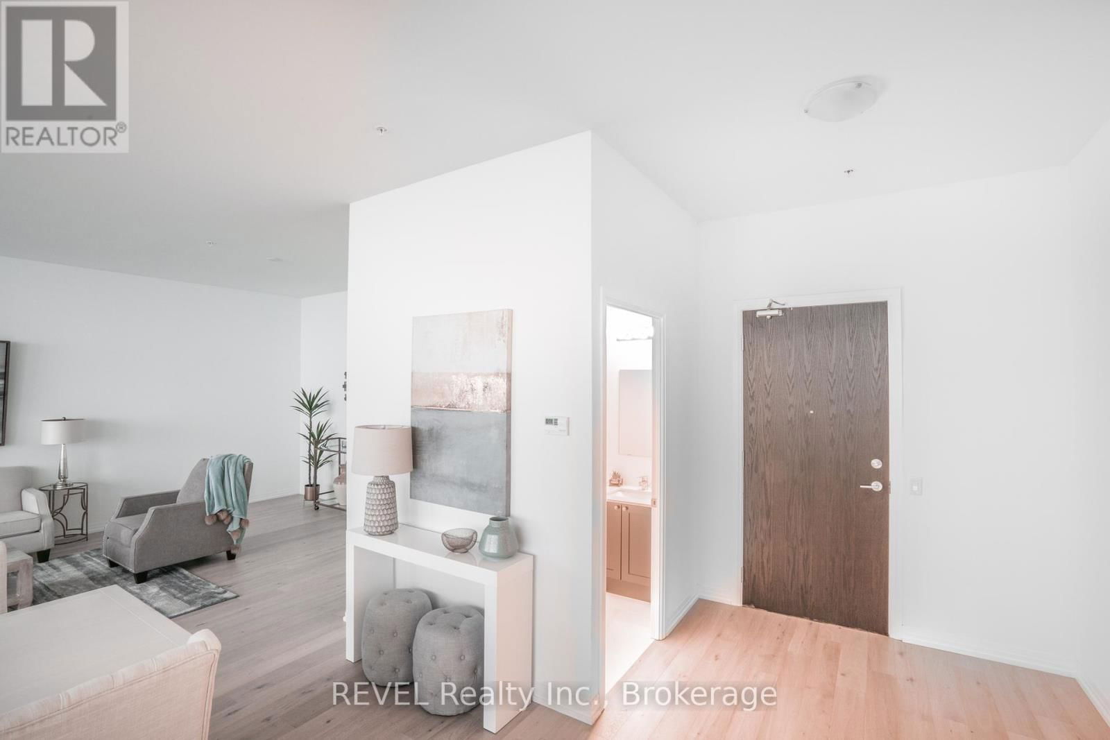 1003 - 7711 GREEN VISTA GATE Image 12