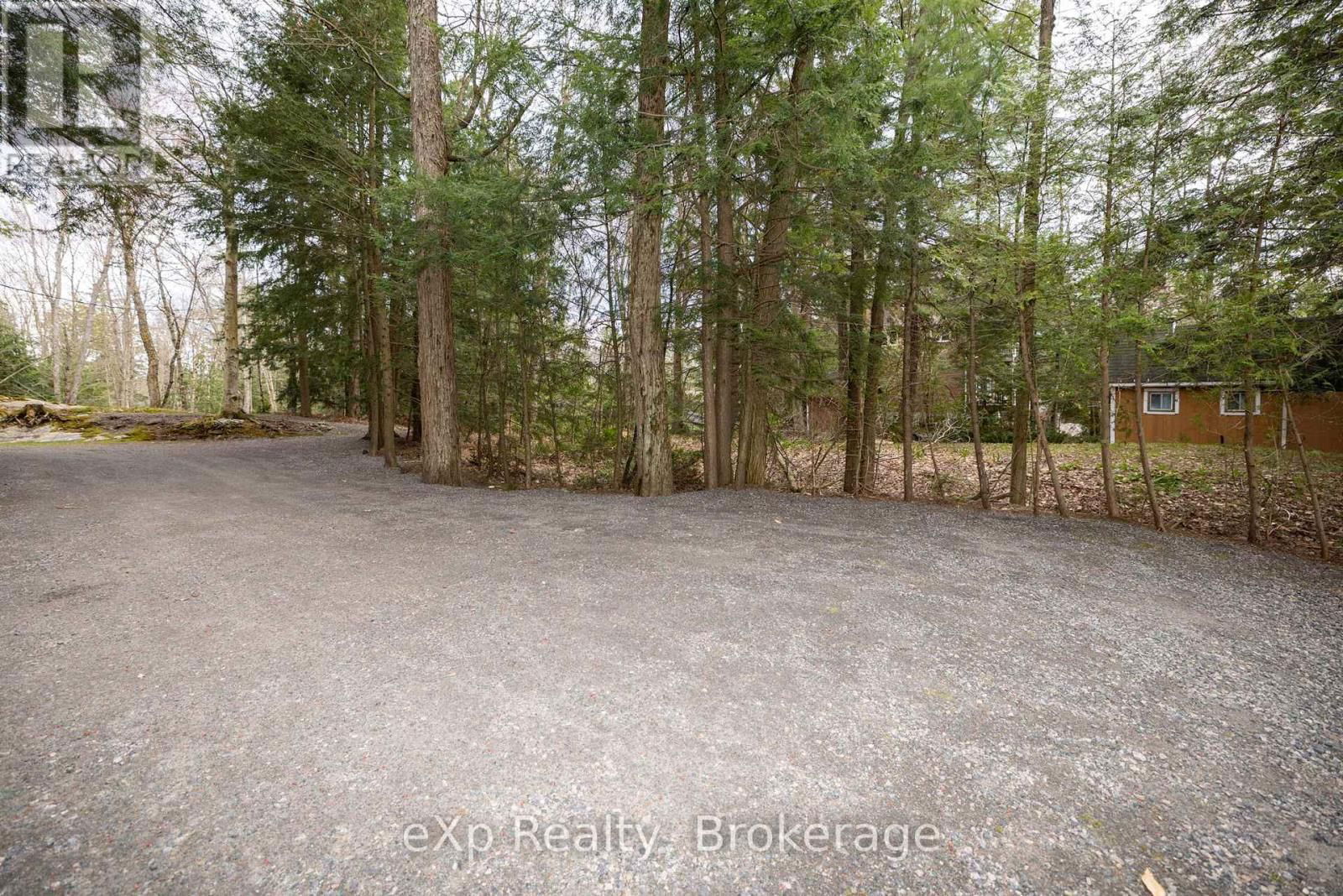 36 ROBERTS LAKE ROAD EAST Image 27