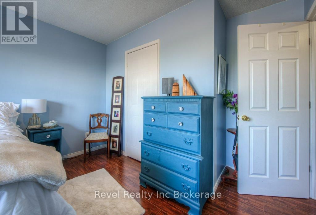 46 - 64 HIAWATHA ROAD Image 10