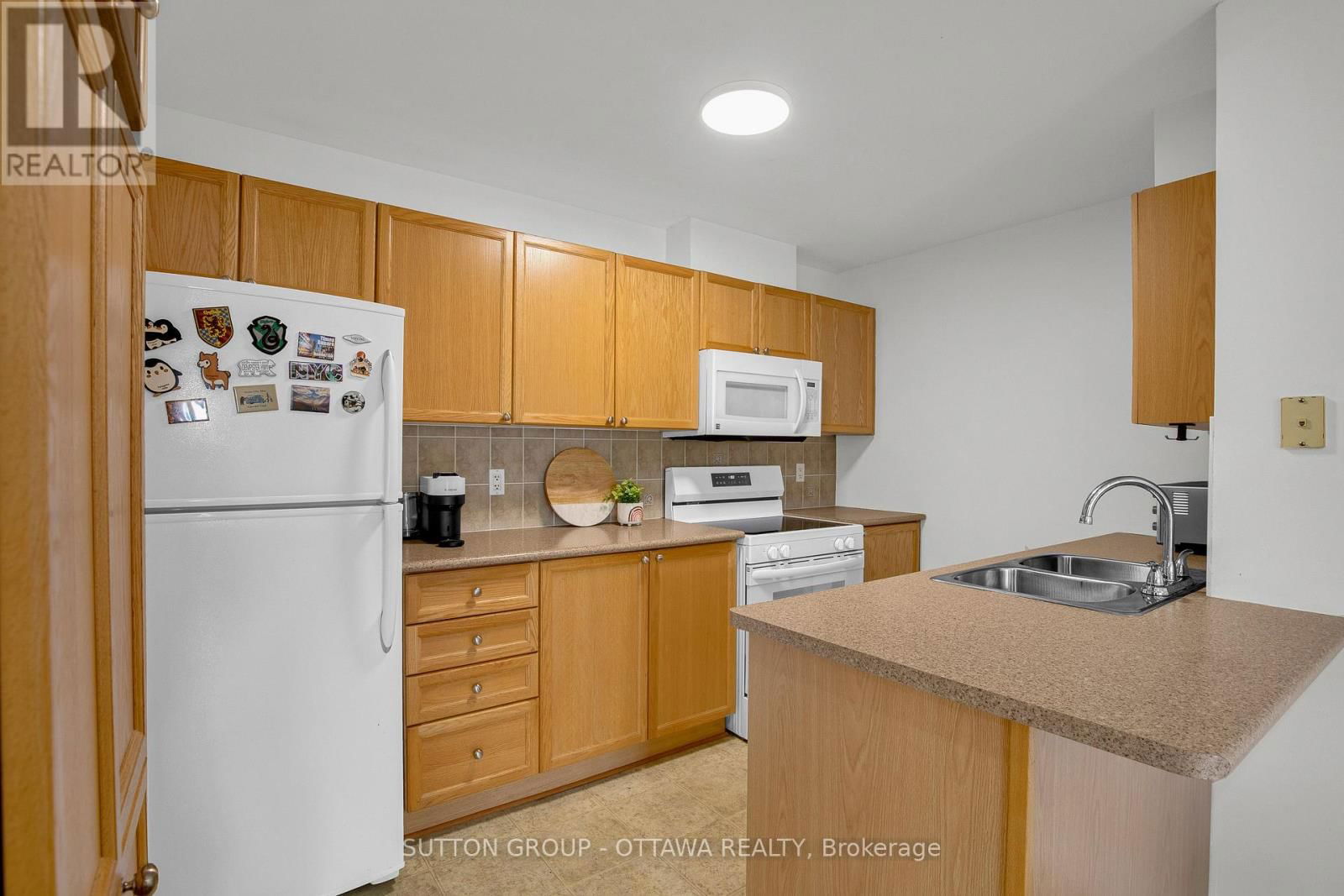 F - 241 CRESTWAY DRIVE Image 13