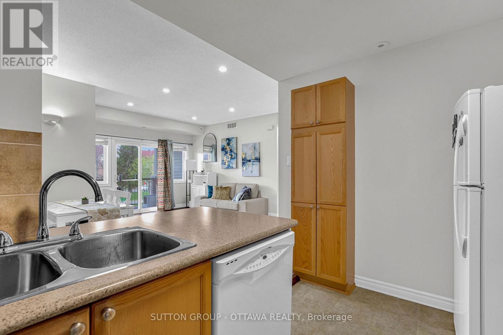 F - 241 CRESTWAY DRIVE Image 15