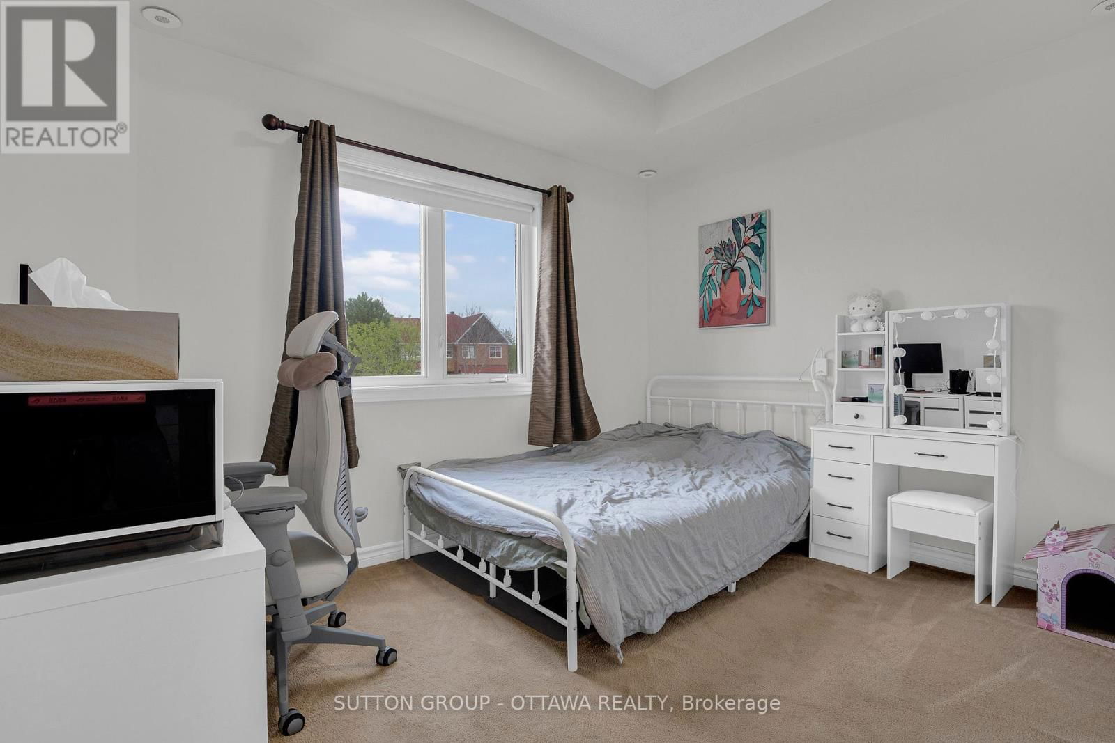 F - 241 CRESTWAY DRIVE Image 19