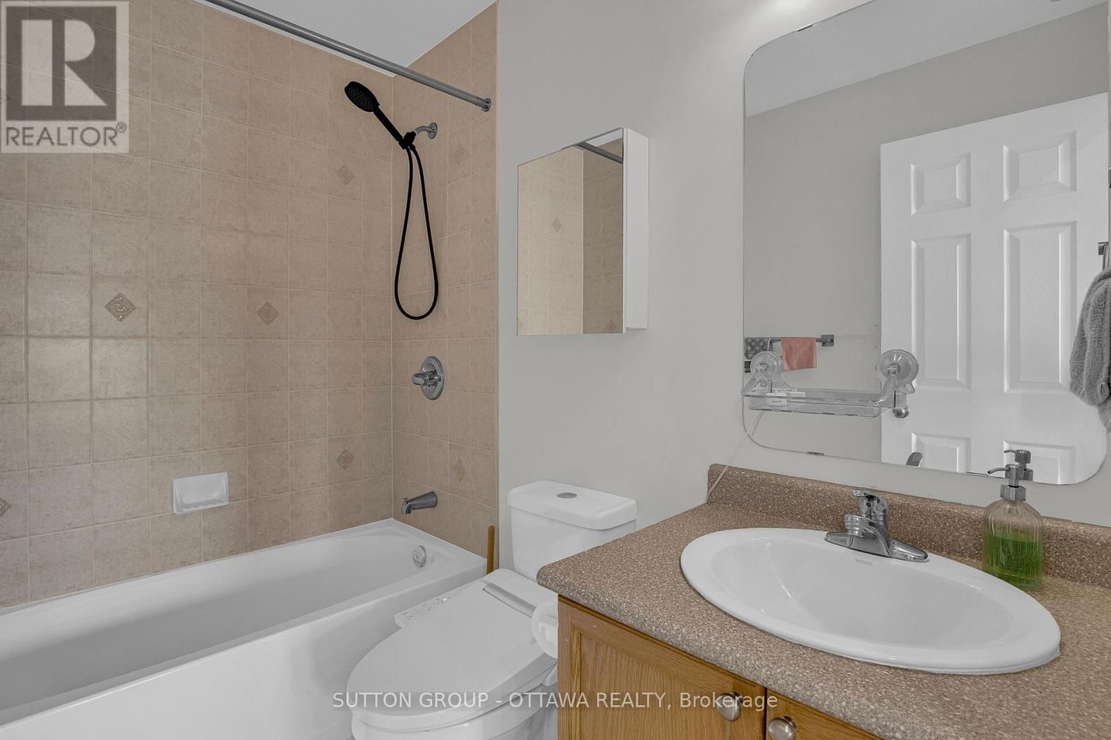 F - 241 CRESTWAY DRIVE Image 21