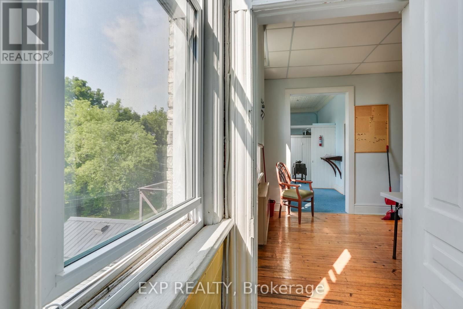 115 KING STREET Image 20