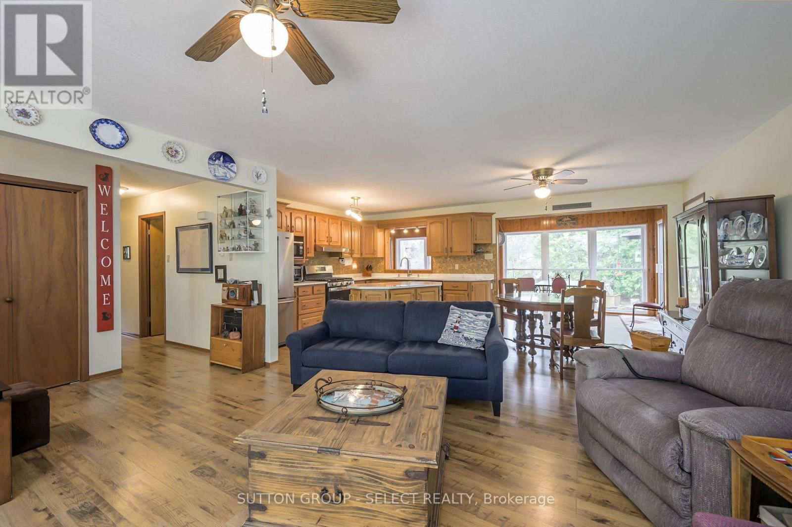 8444 LAZY LANE Image 13
