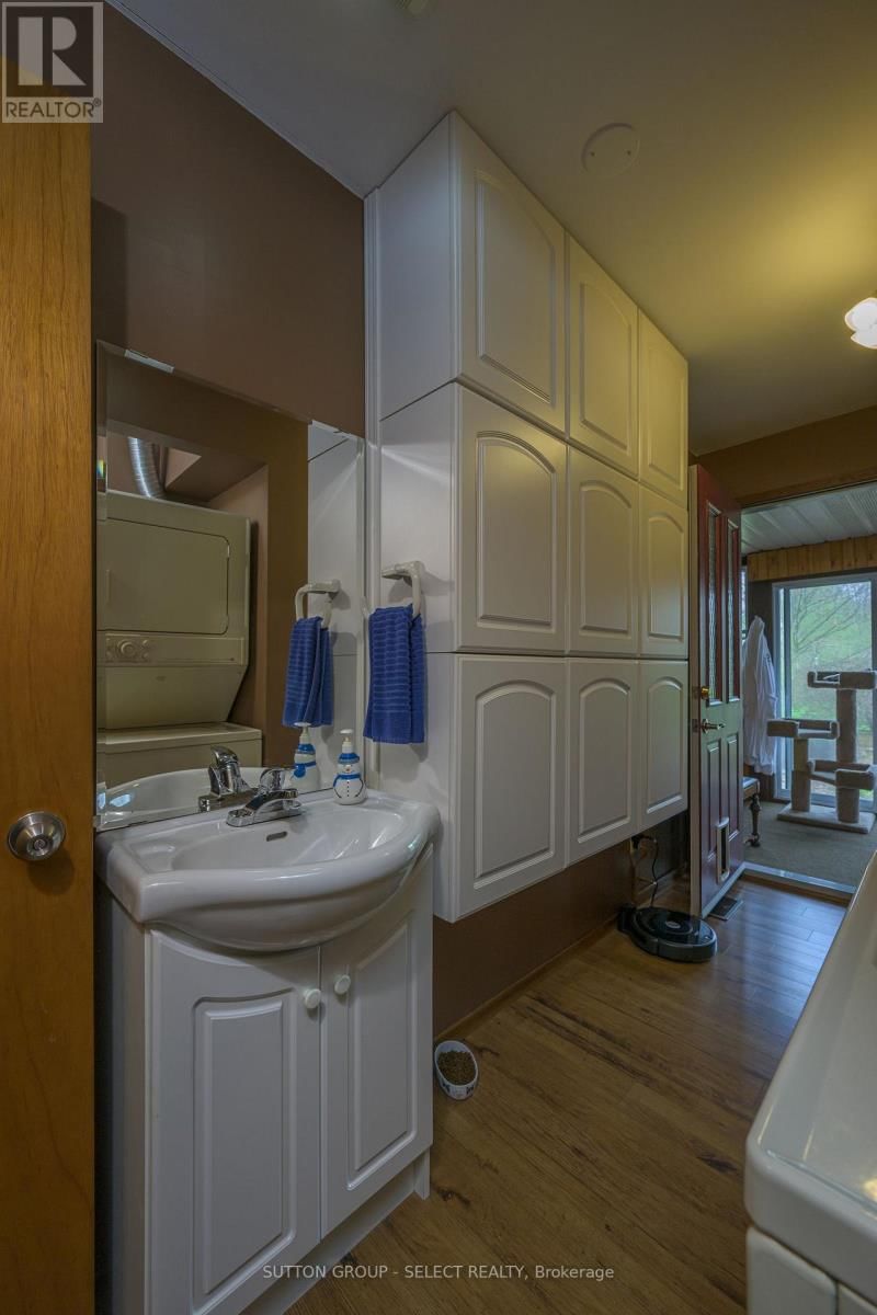 8444 LAZY LANE Image 26