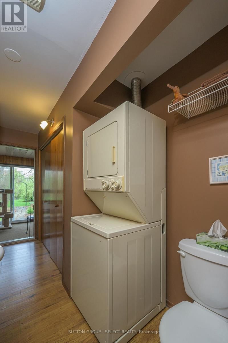 8444 LAZY LANE Image 27