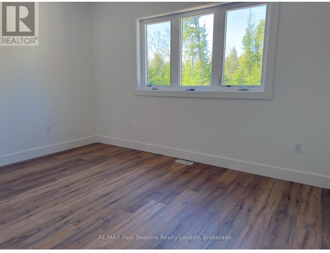 31 TRILLIUM CROSSING Image 19