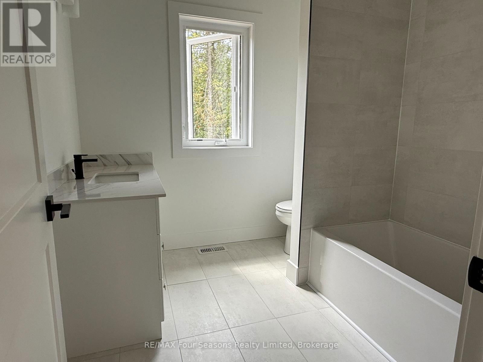 31 TRILLIUM CROSSING Image 21