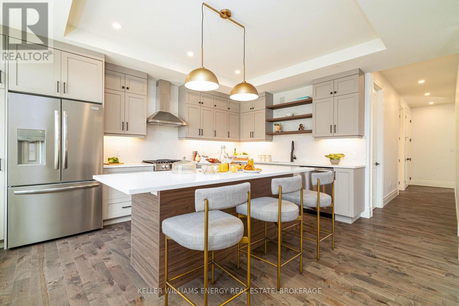 125 VILLENEUVE DRIVE Image 10