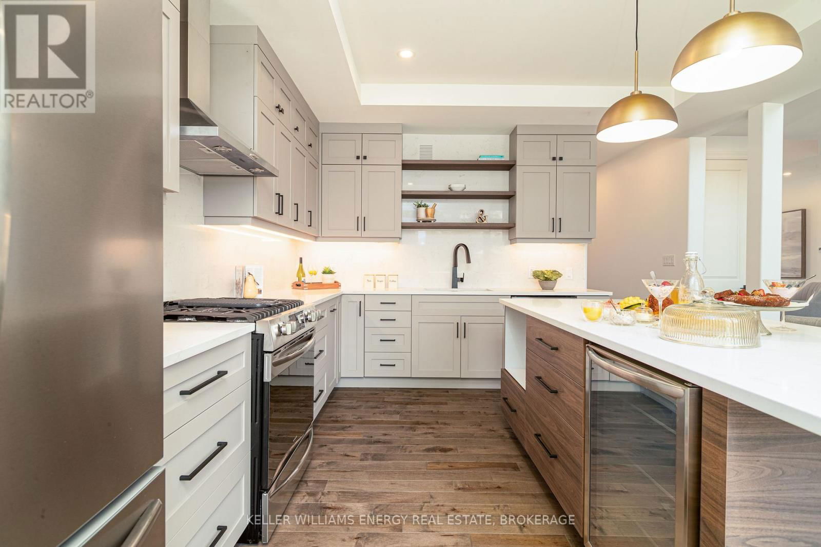 125 VILLENEUVE DRIVE Image 12
