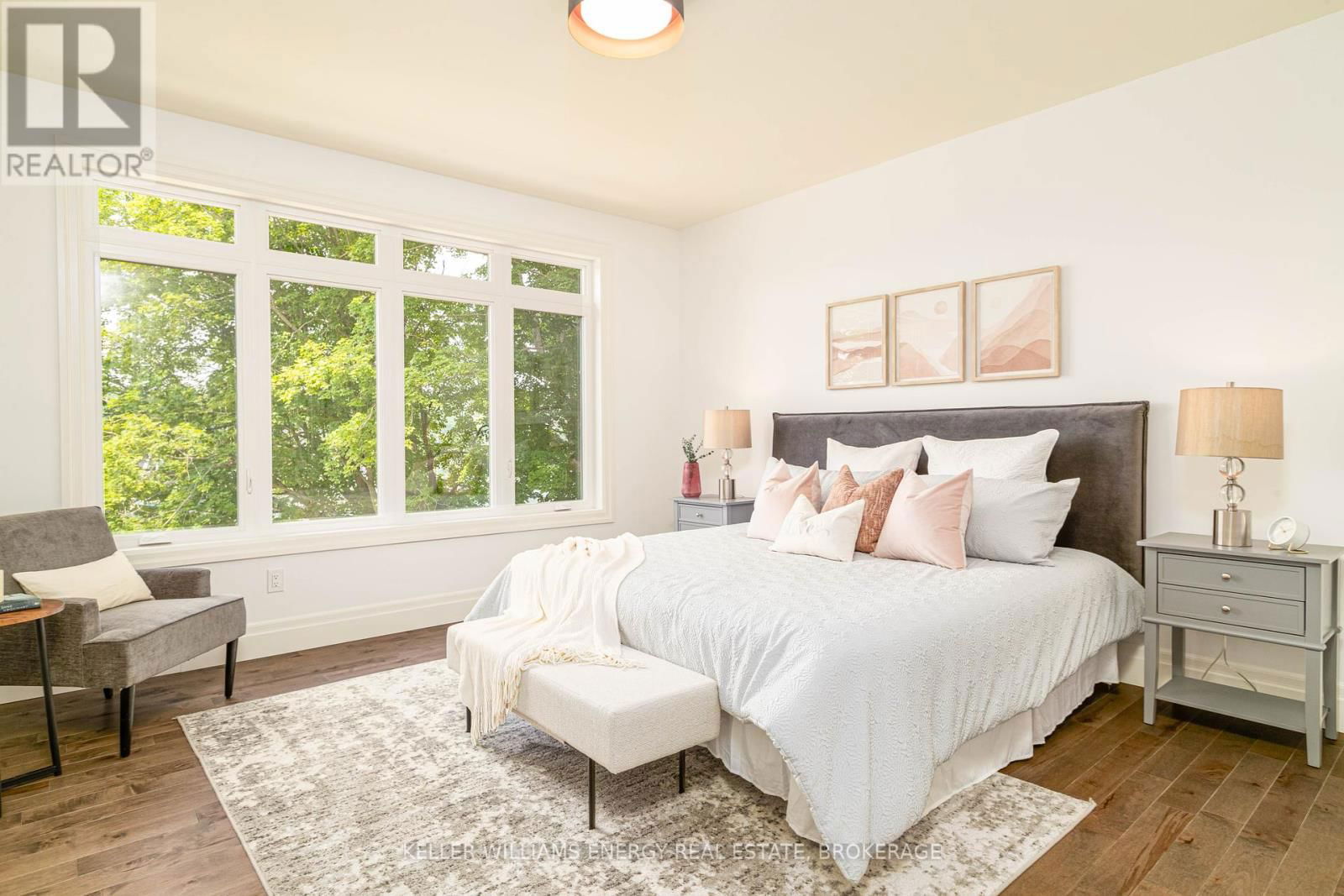 125 VILLENEUVE DRIVE Image 20