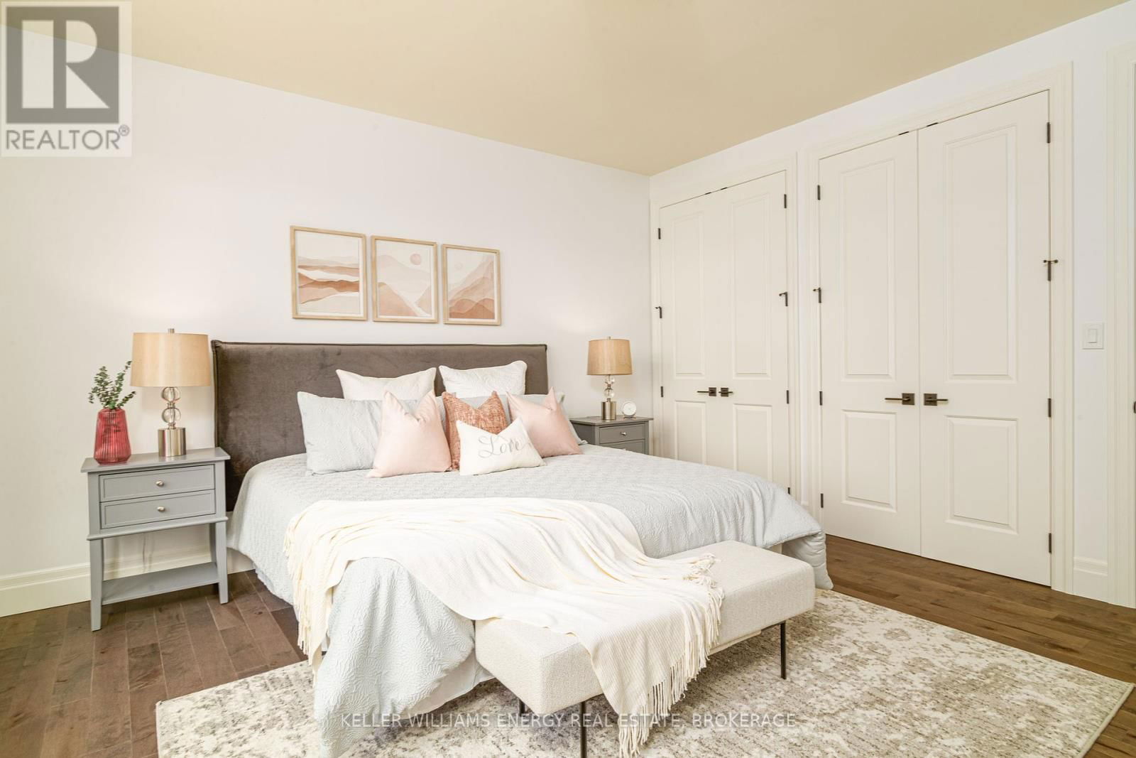 125 VILLENEUVE DRIVE Image 21