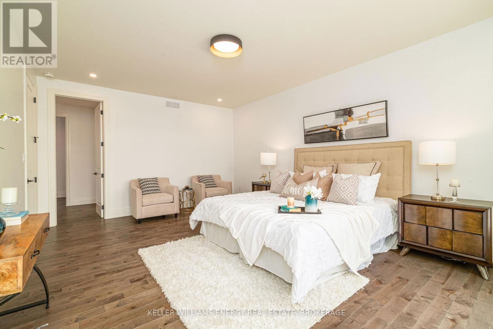 125 VILLENEUVE DRIVE Image 25