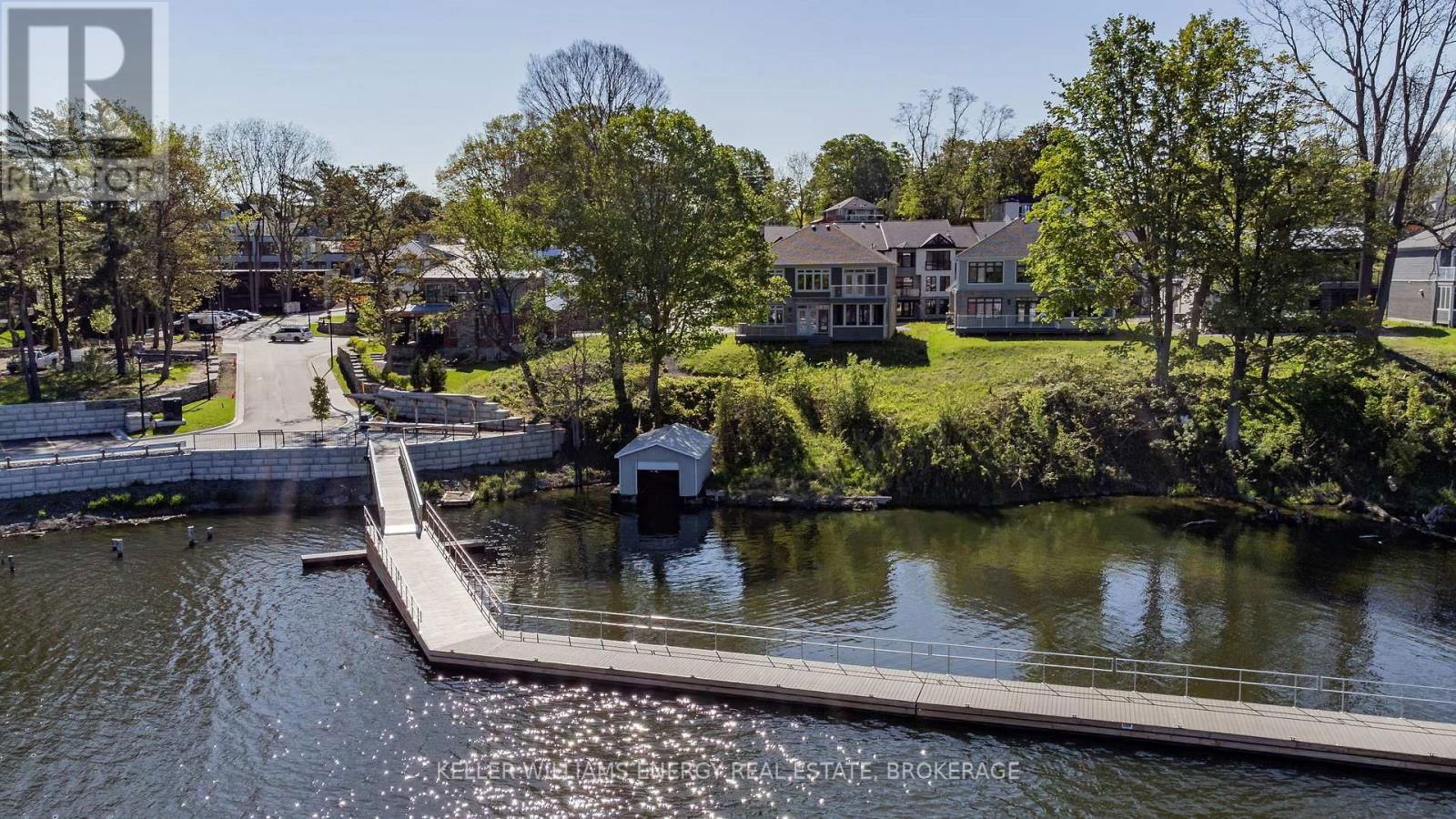 125 VILLENEUVE DRIVE Image 36
