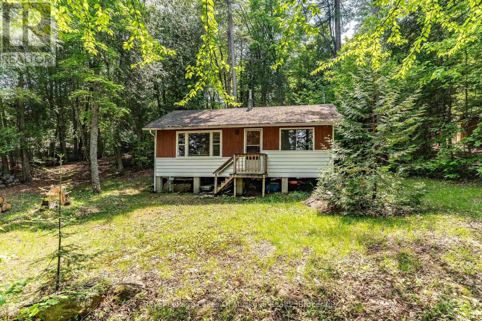 1042 FARMER HAYS DRIVE Image 1