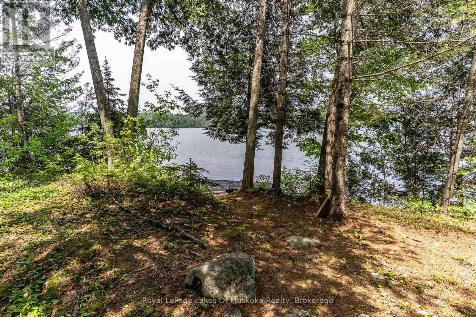 1042 FARMER HAYS DRIVE Image 13