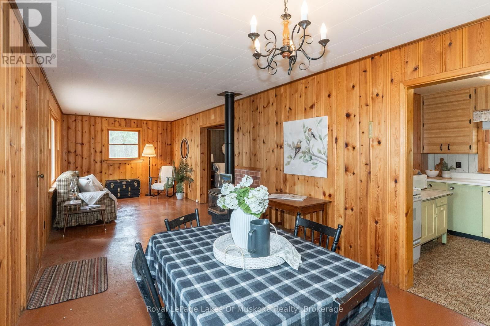 1042 FARMER HAYS DRIVE Image 14