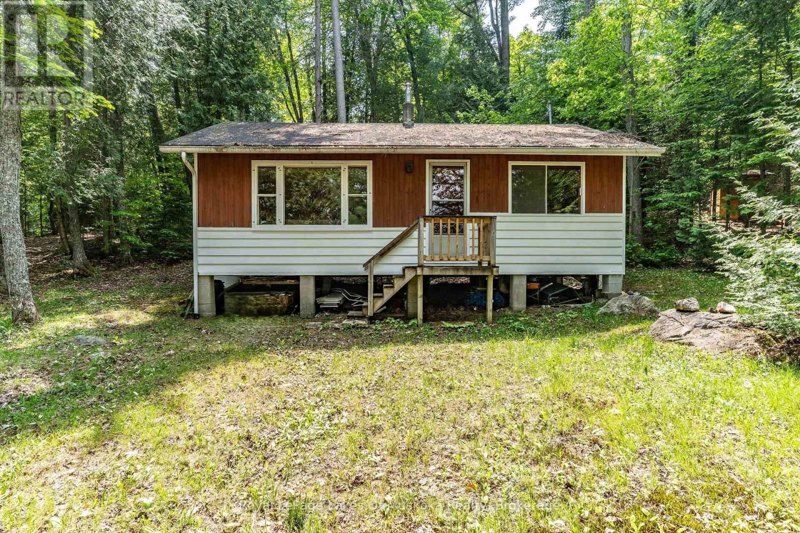 1042 FARMER HAYS DRIVE Image 6