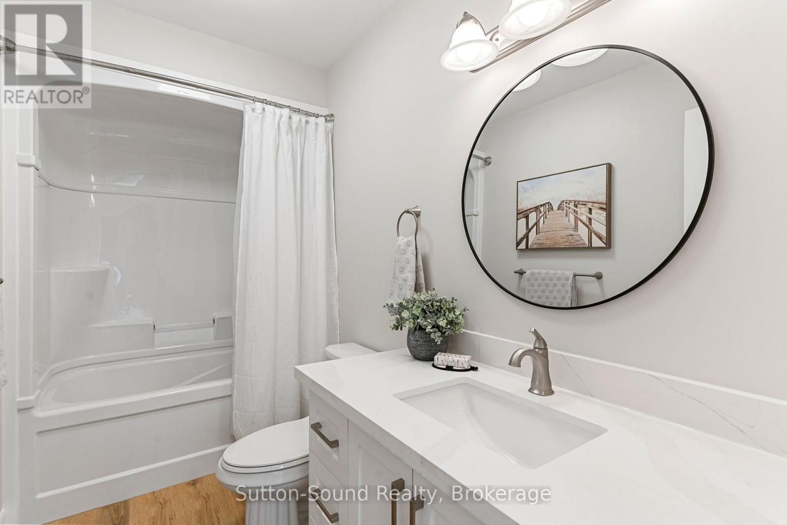 1889 3RD AVENUE WEST Image 31