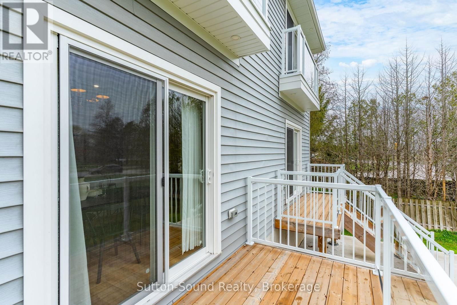 1889 3RD AVENUE WEST Image 39