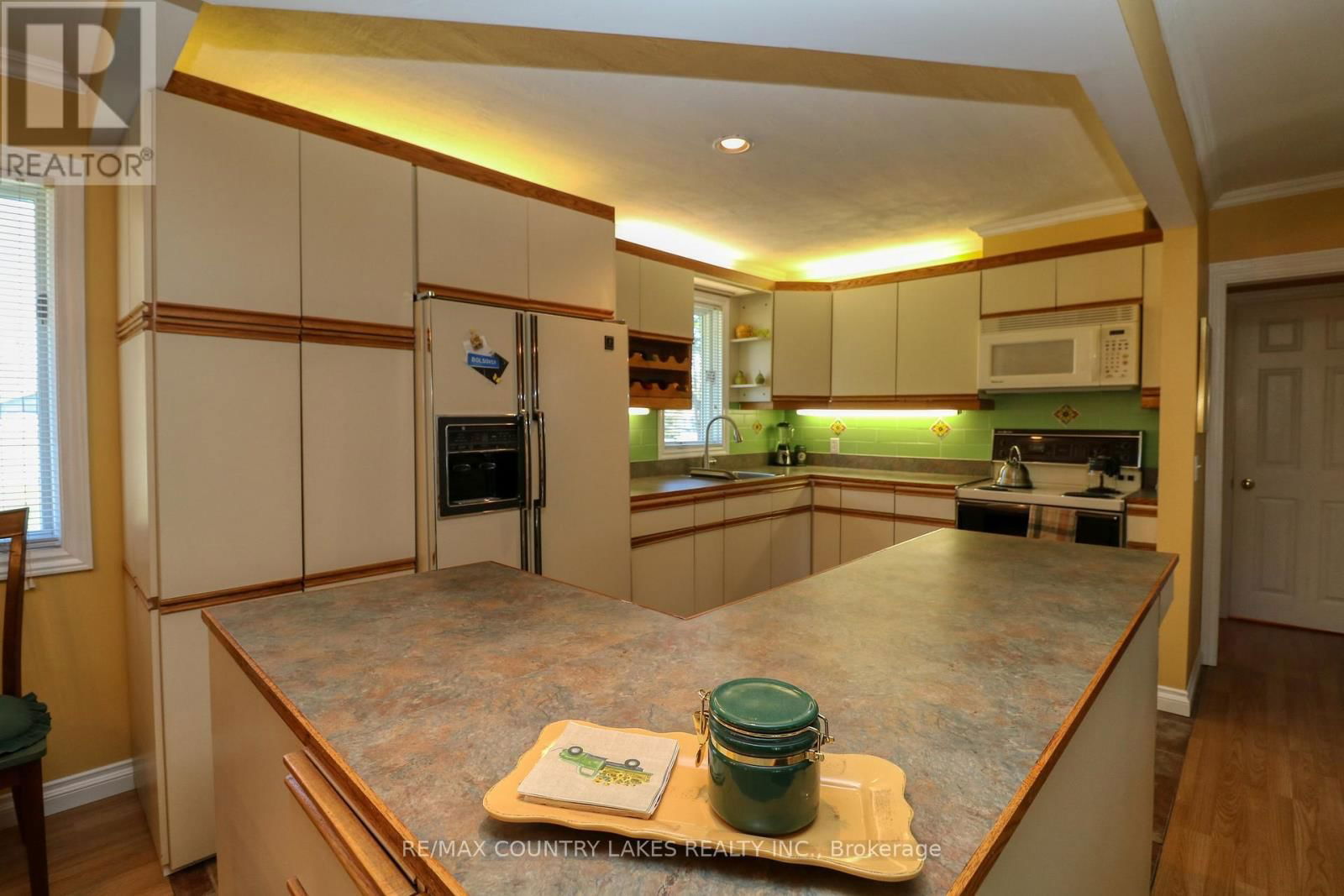 31 PORTAGE ROAD Image 9