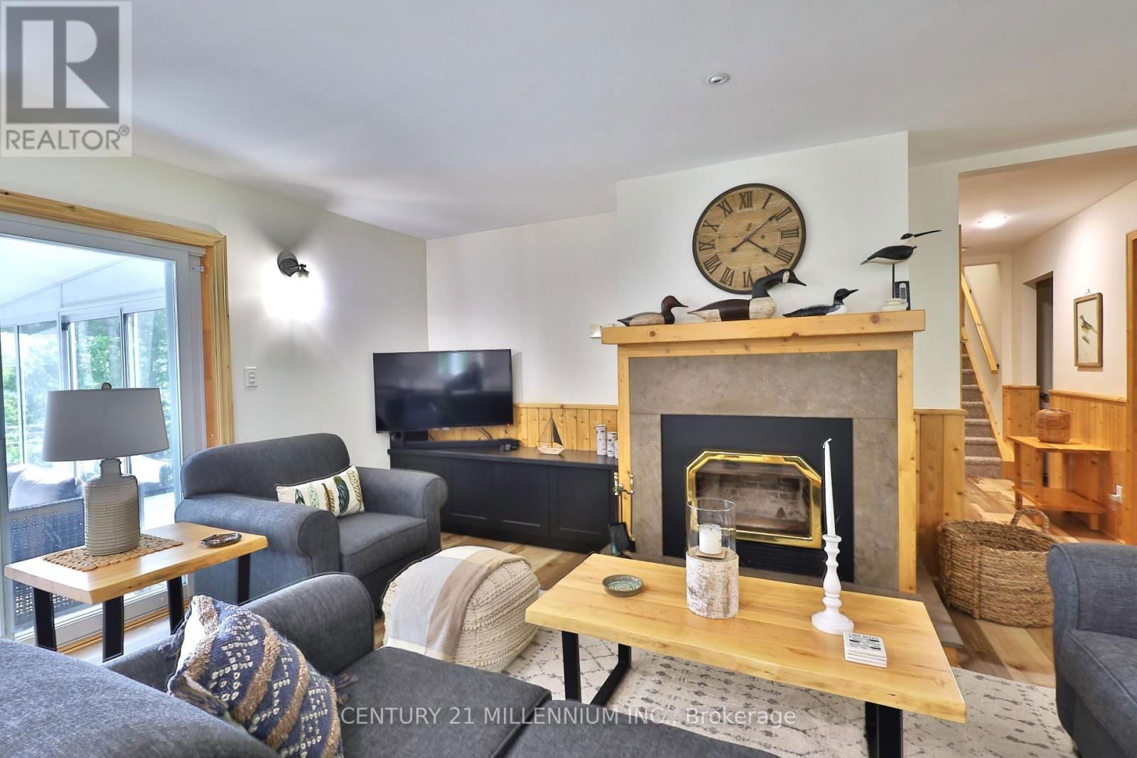 232 BARNEY'S BOULEVARD Image 22