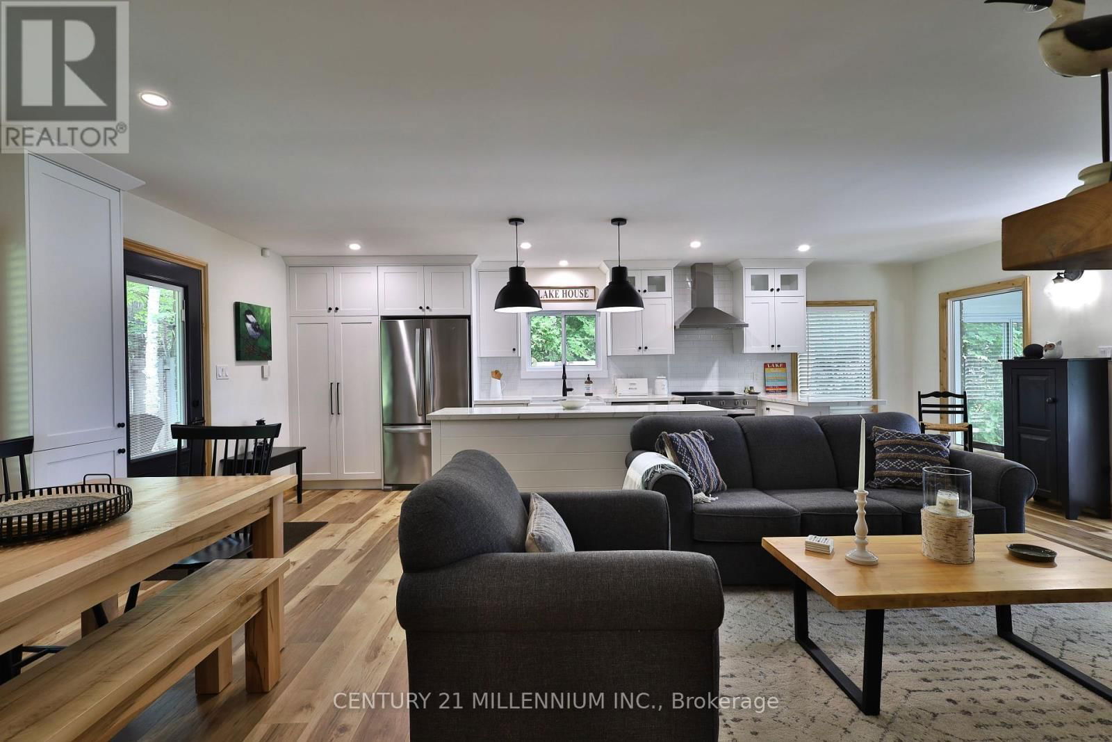232 BARNEY'S BOULEVARD Image 23