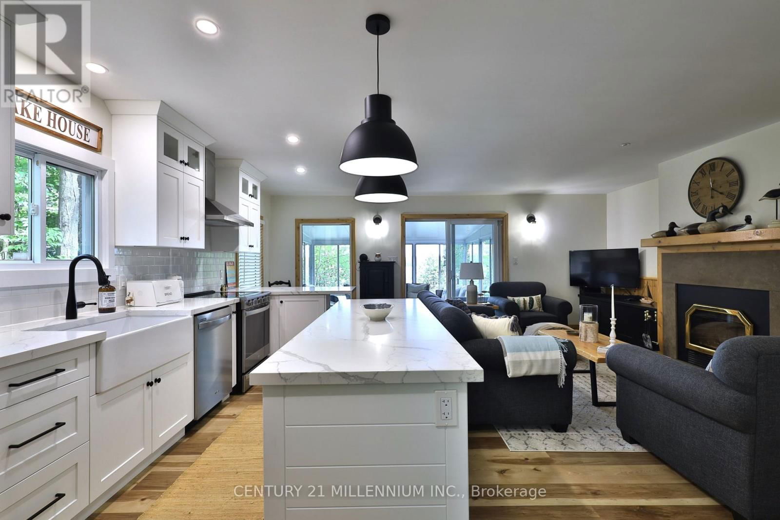 232 BARNEY'S BOULEVARD Image 26
