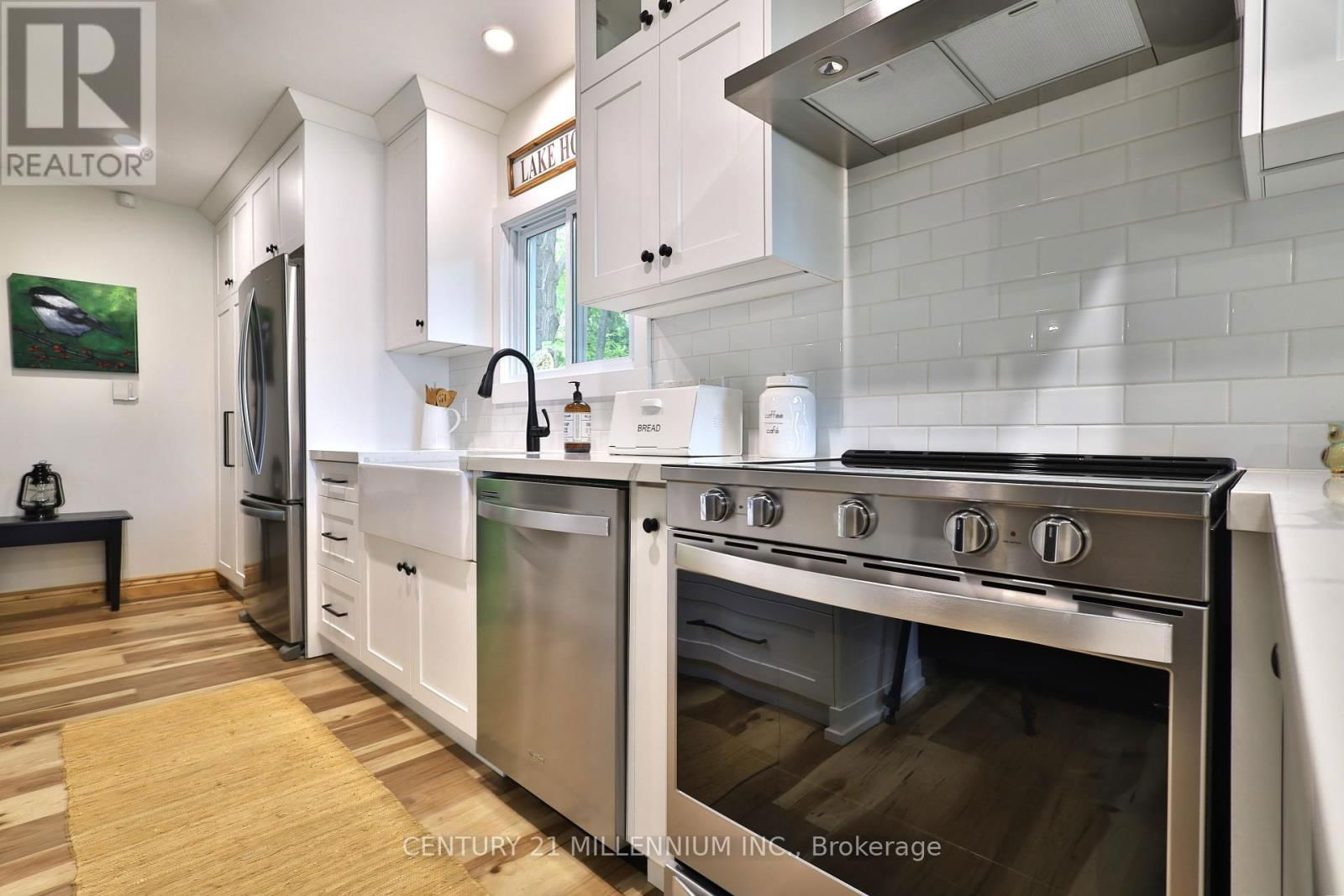 232 BARNEY'S BOULEVARD Image 29