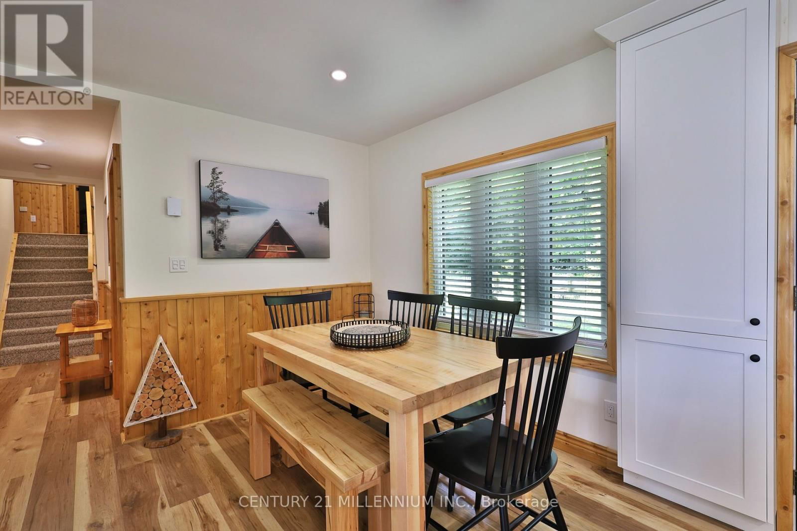 232 BARNEY'S BOULEVARD Image 32