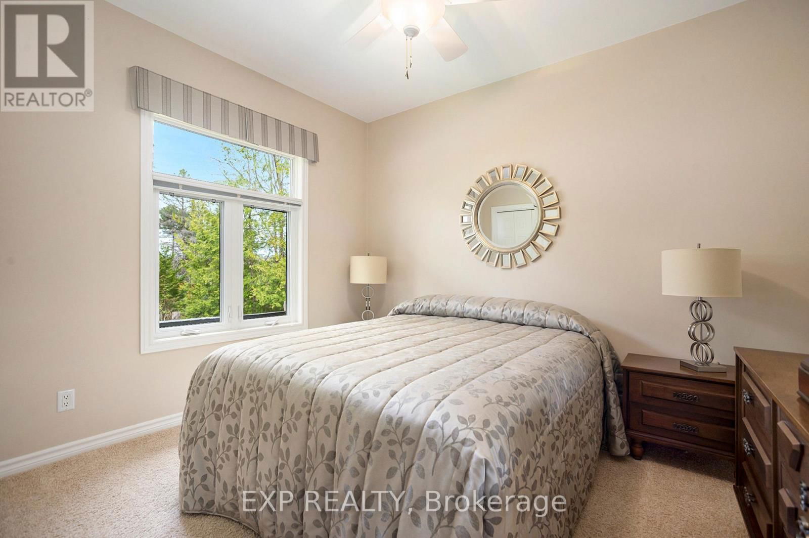 544 LAKESHORE ROAD Image 14