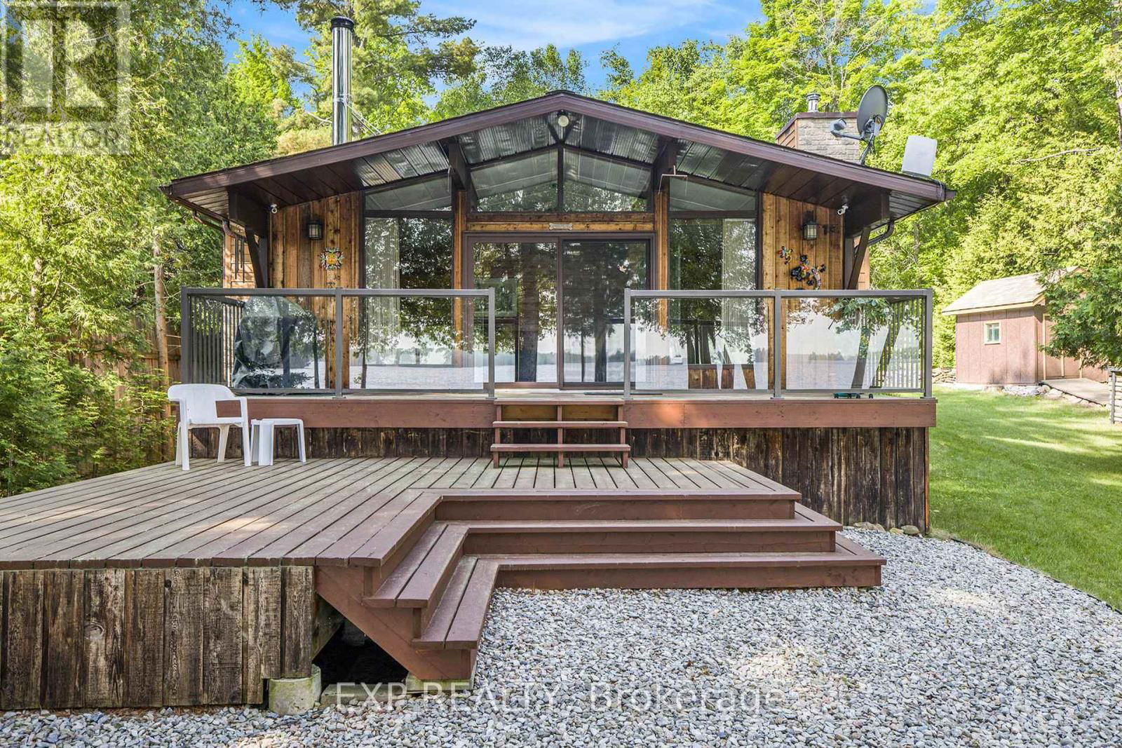544 LAKESHORE ROAD Image 25
