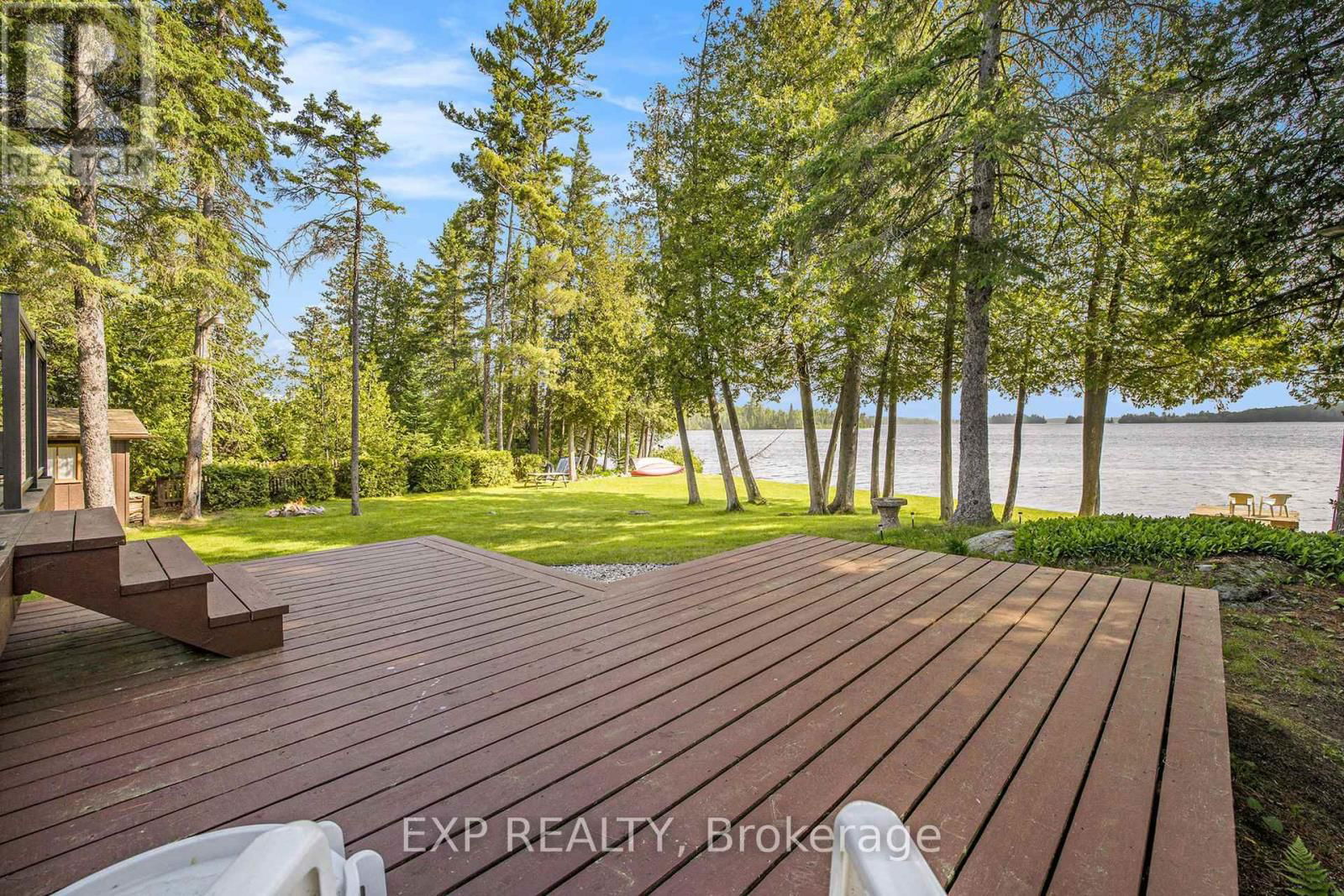 544 LAKESHORE ROAD Image 26