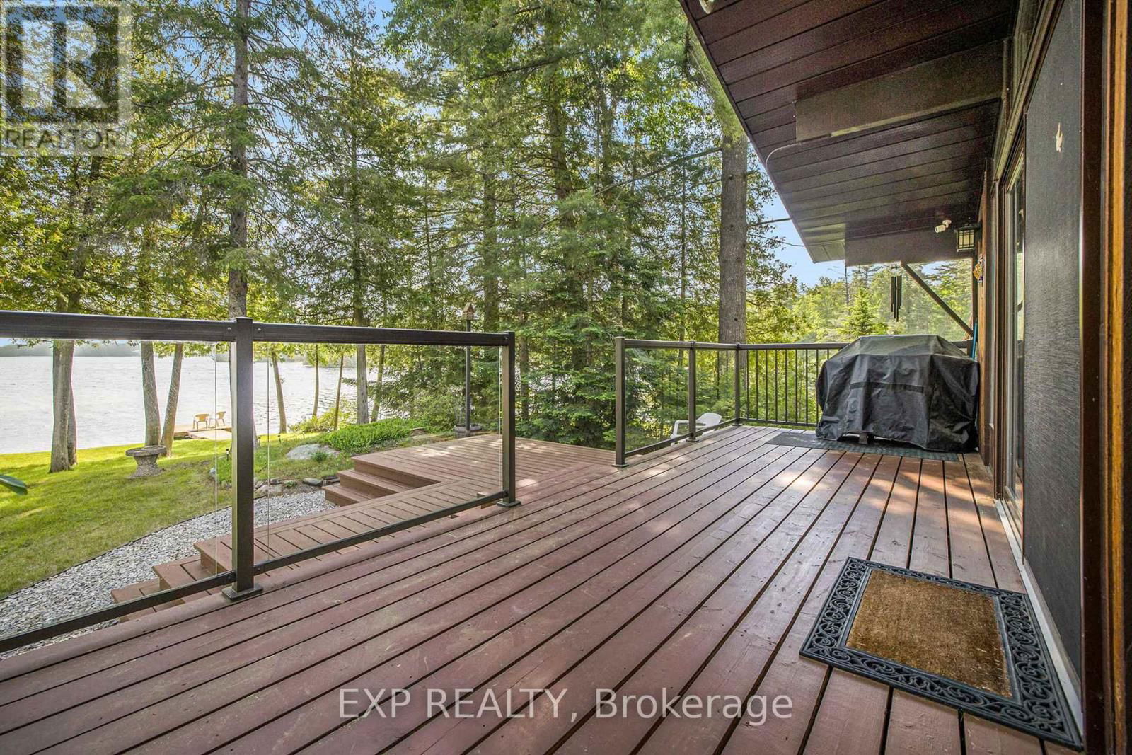 544 LAKESHORE ROAD Image 29
