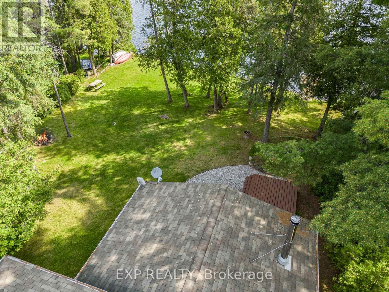 544 LAKESHORE ROAD Image 33