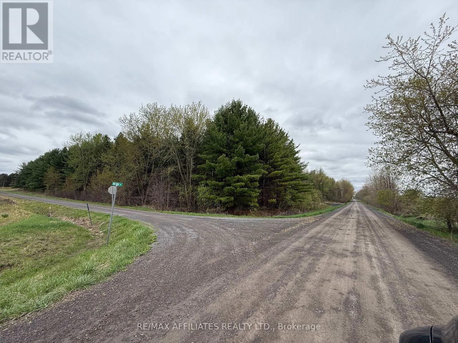 C6LT34 NEW ROSS ROAD Image 2