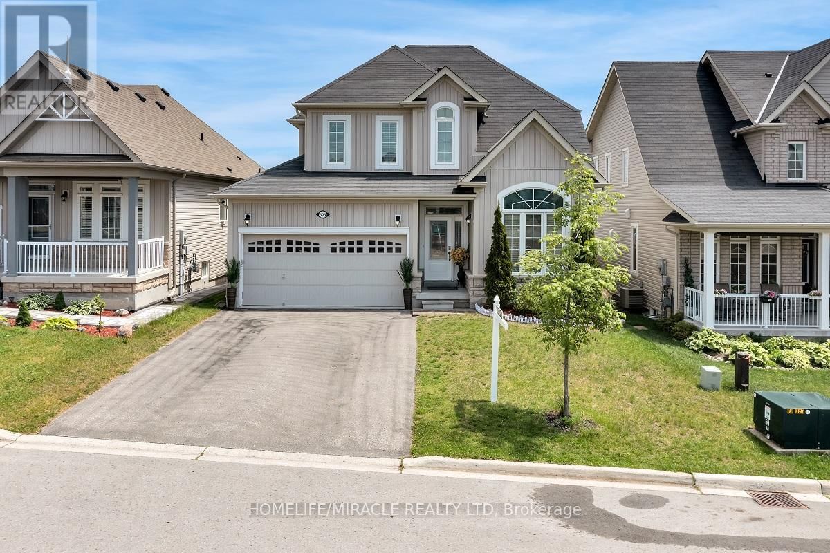 696 FISHER STREET Image 2