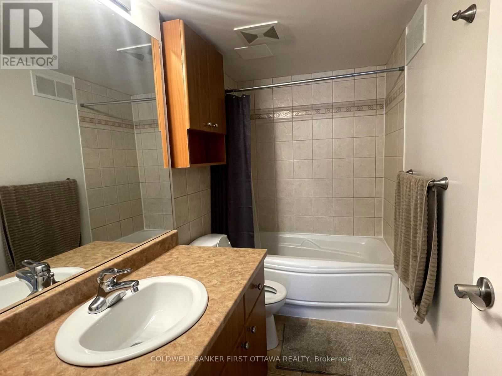 111 - 225 ALVIN ROAD Image 12