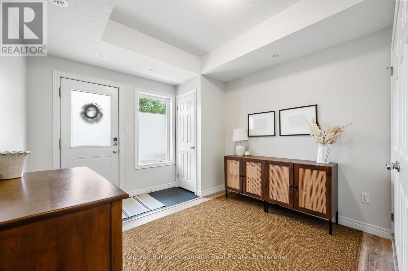 45 - 39 KAY CRESCENT Image 3