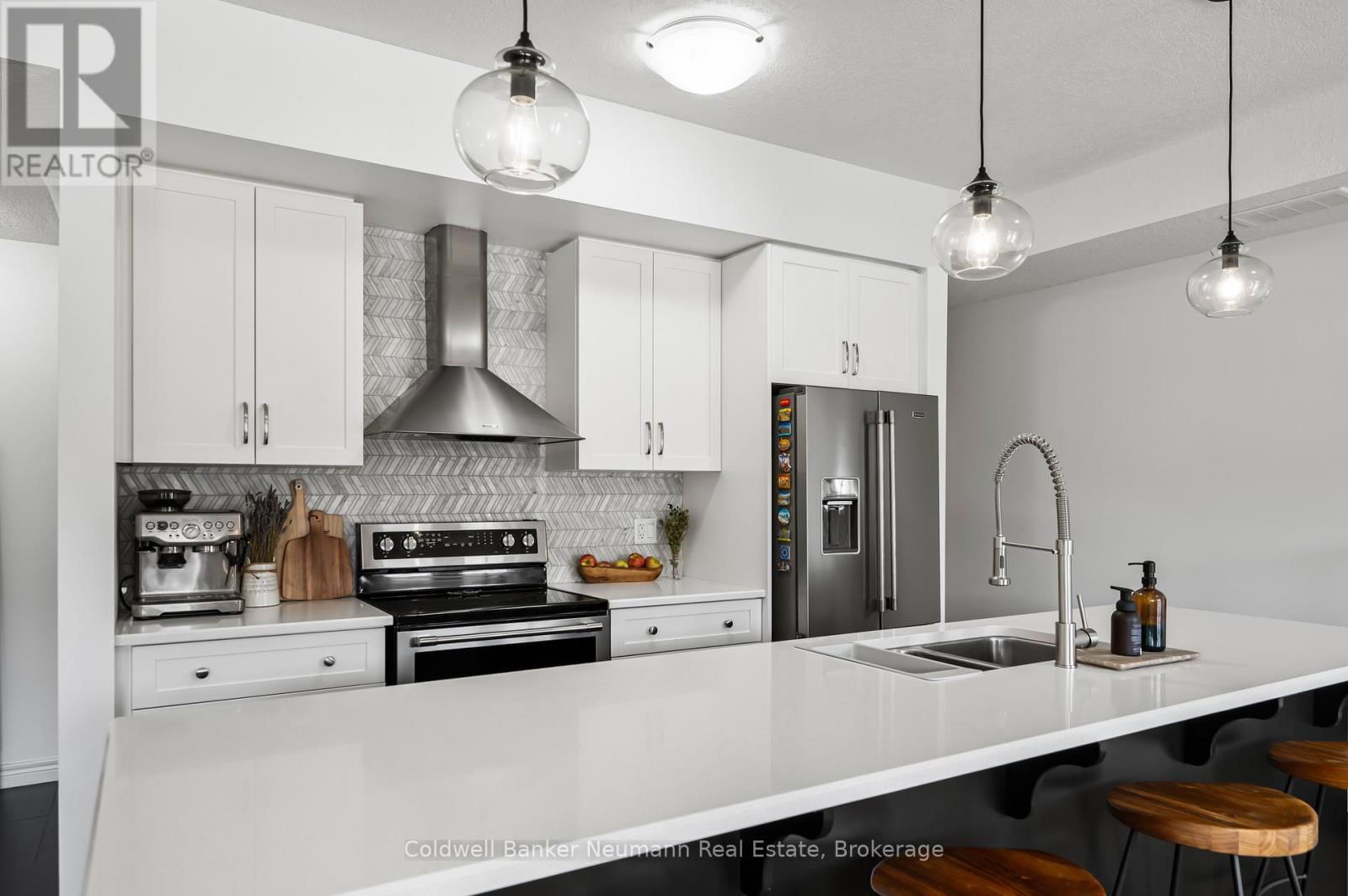45 - 39 KAY CRESCENT Image 7