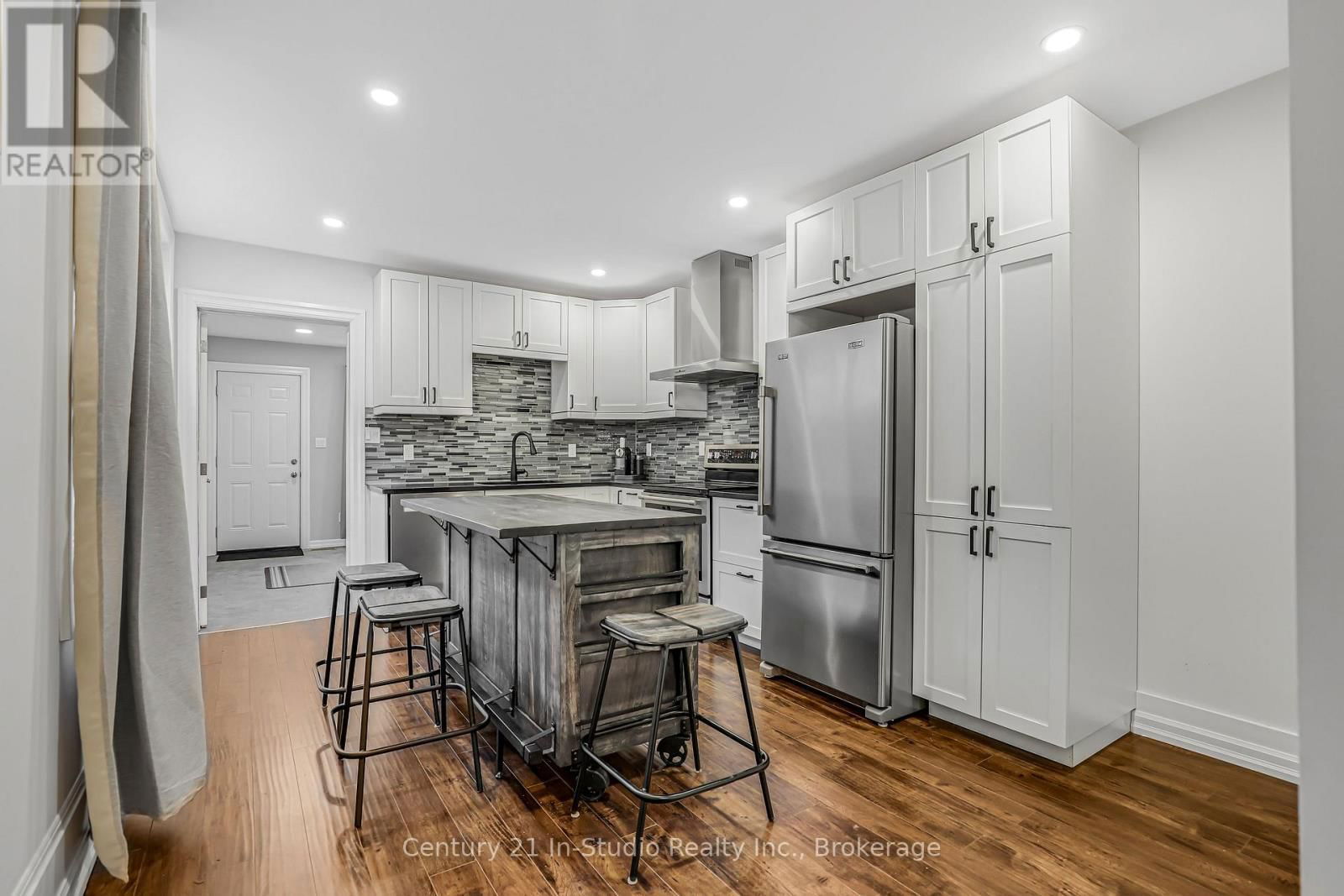 362 11TH STREET WEST Image 15
