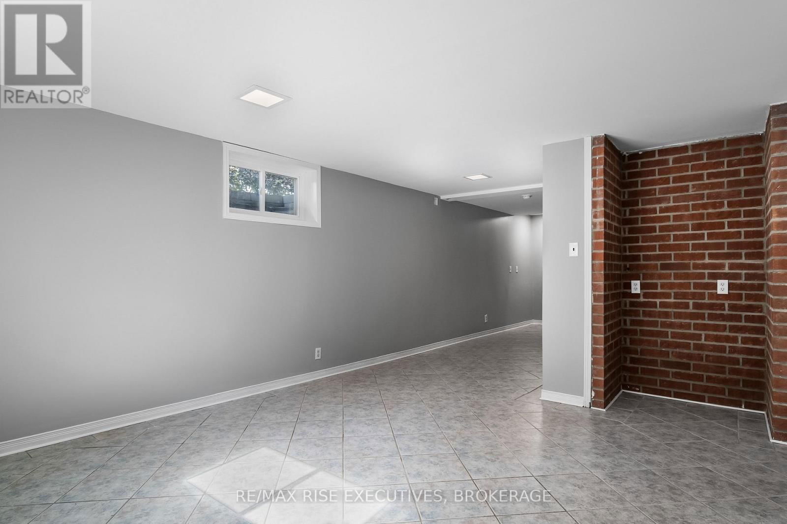 282 WELBORNE AVENUE Image 37