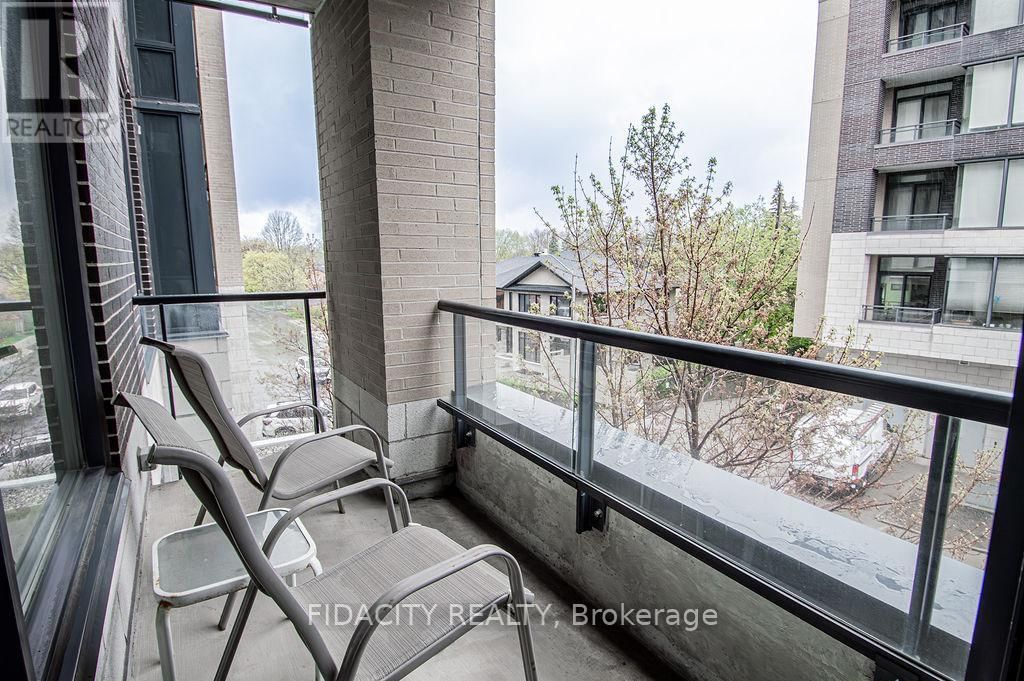 324 - 360 PATRICIA AVENUE Image 11
