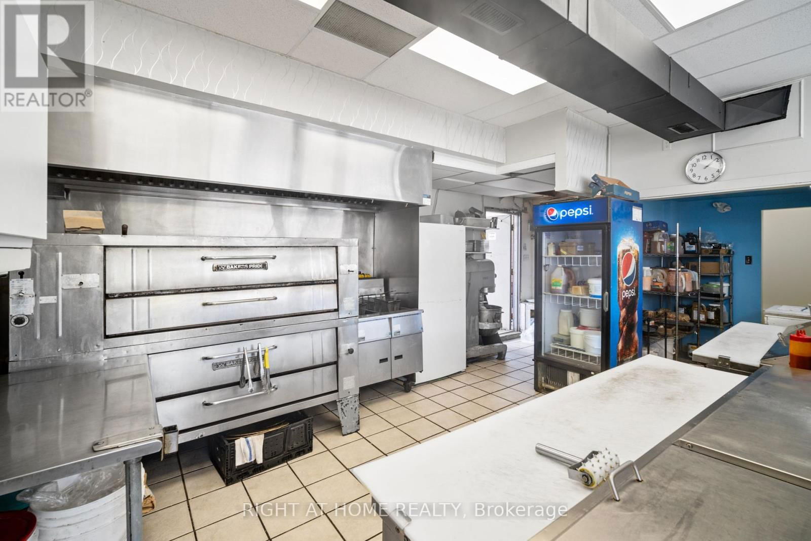 58 BRIDGE STREET Image 11