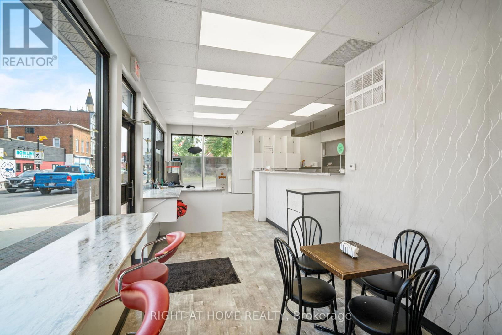 58 BRIDGE STREET Image 8
