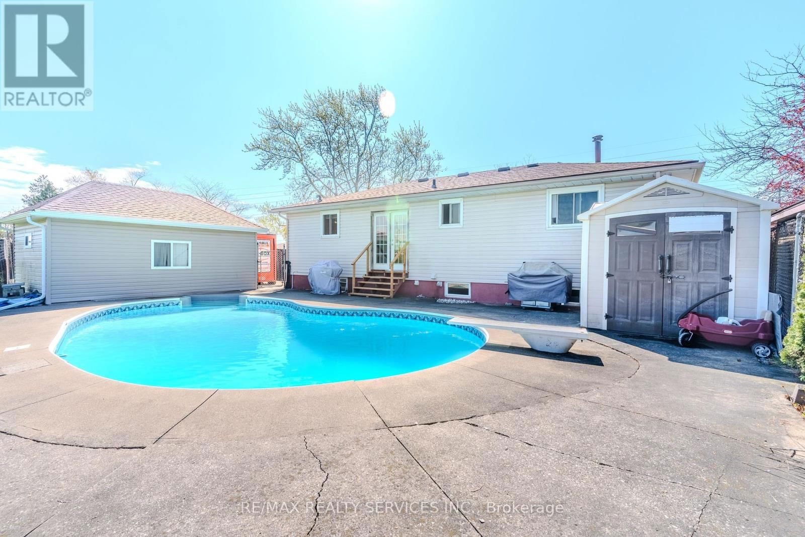50 CHANTAL COURT Image 30