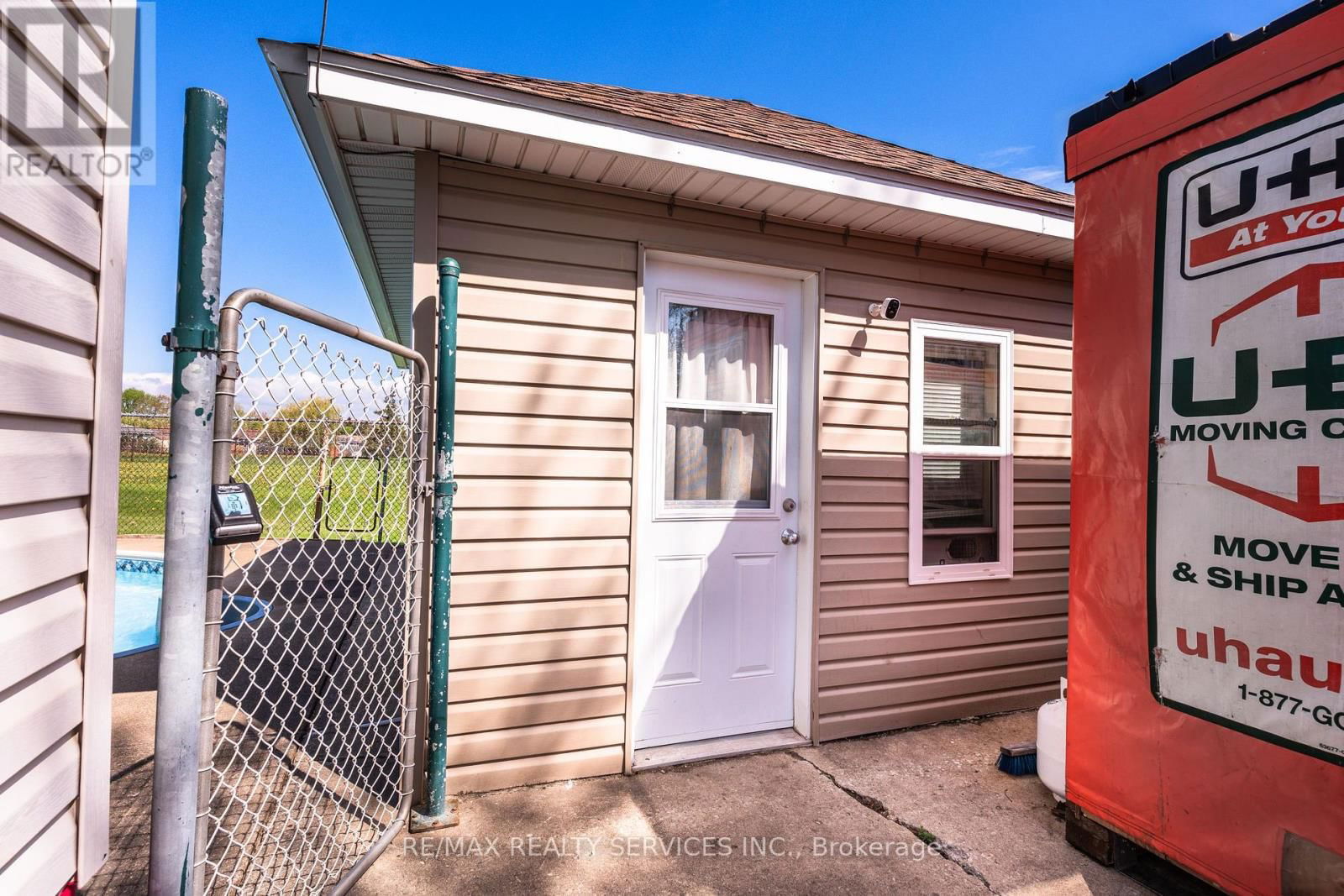 50 CHANTAL COURT Image 31